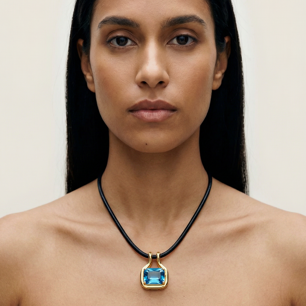 THE NAIA AQUA GEM PENDANT NECKLACE